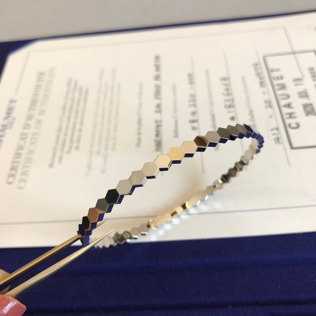 [Elowen jewels ]BEE LOVE BRACELET