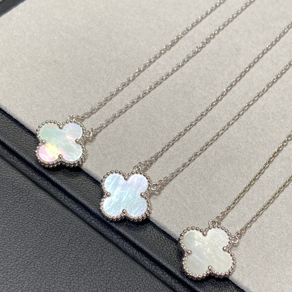 [Elowen jewels ]CLOVER MEDIUM KETTE SILBER WEISSES PERLMUTT