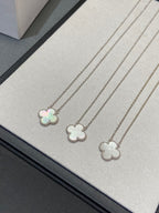 [Elowen jewels ]CLOVER MEDIUM KETTE SILBER WEISSES PERLMUTT