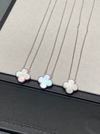 [Elowen jewels ]CLOVER MEDIUM KETTE SILBER WEISSES PERLMUTT