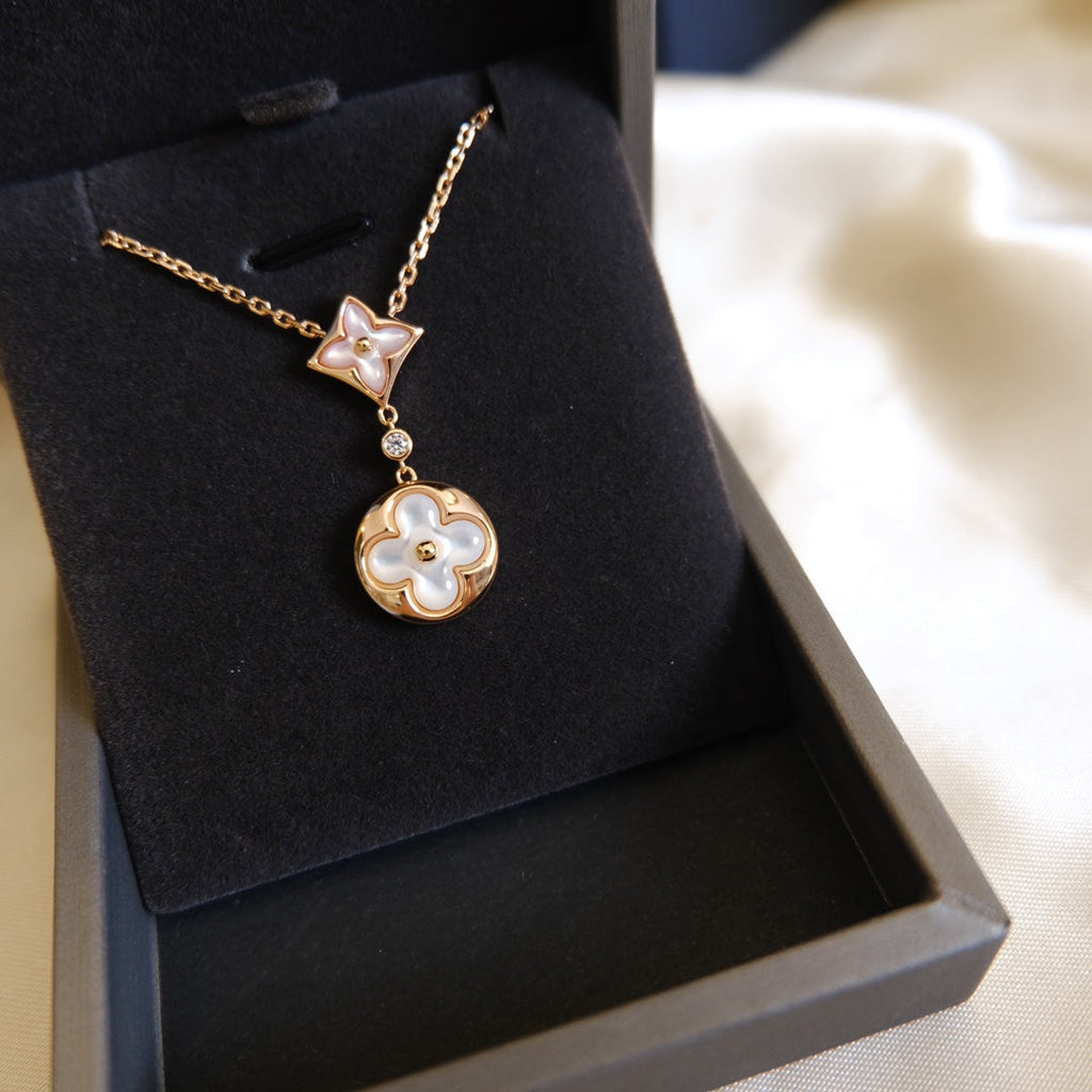 {"[Elowen jewels ]STAR AND SUN WHITE MOP 2 MOTIF PINK GOLD NECKLACE": "【Elowen jewels】スター＆サン ホワイトMOP 2モチーフ ピンクゴールドネックレス"}
