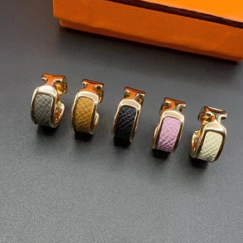 {
"Elowen jewels ": "Elowen jewels ",
"OLYMPE PINK GOLD RING": "OLYMPE ピンクゴールドリング"
}