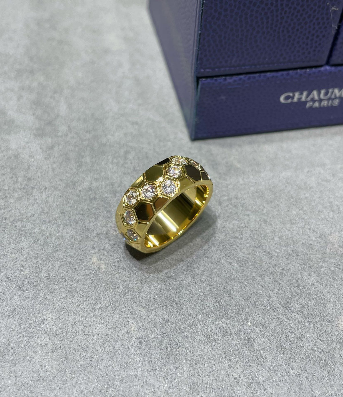 [Elowen jewels ]BEE LOVE DIAMOND LARGE RING