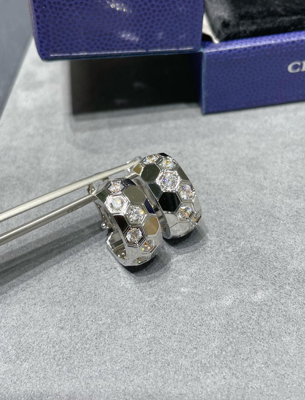 [Elowen jewels ]ビー・ラブ・ダイヤモンド・フープピアス