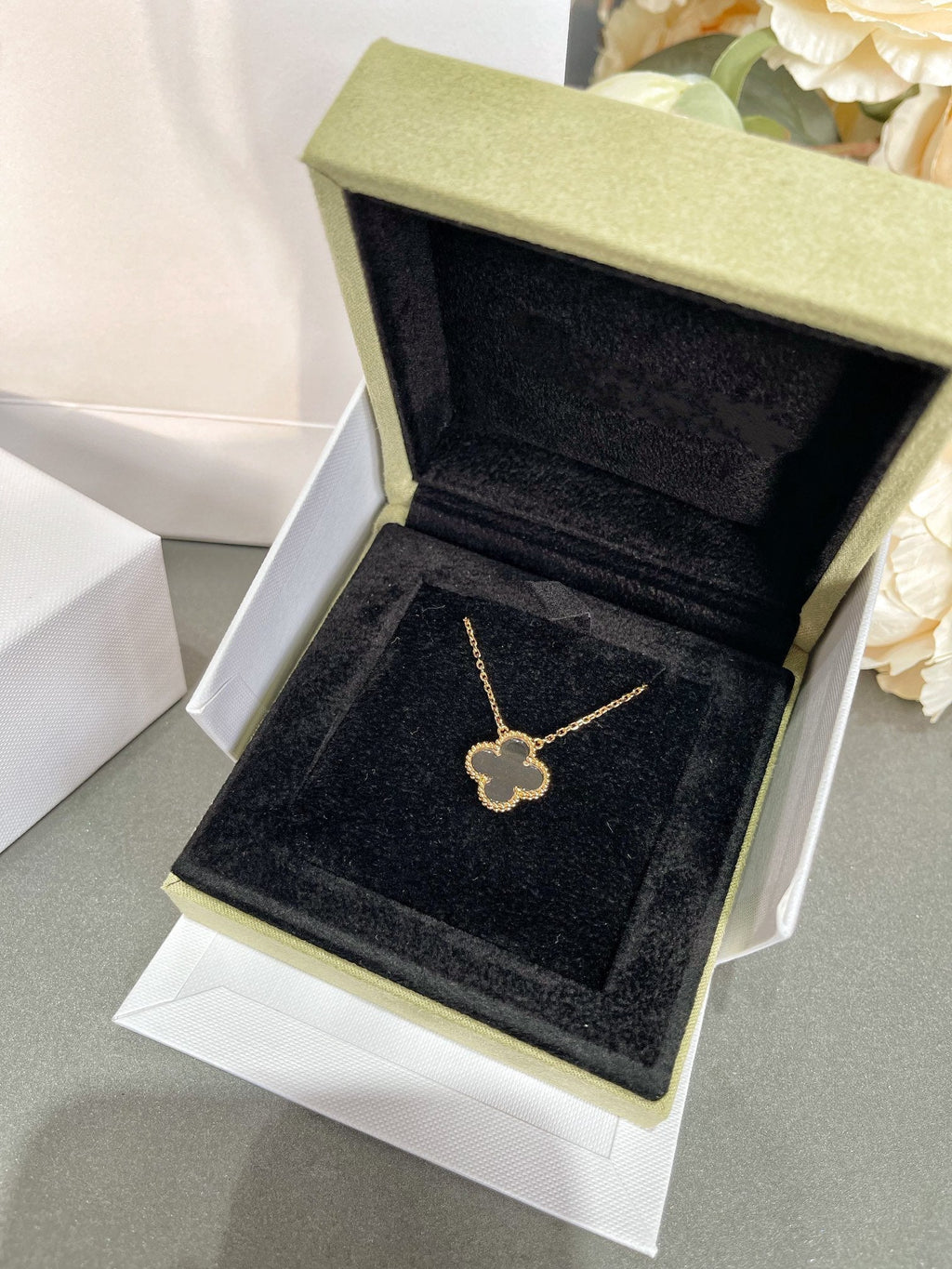 [Elowen jewels ]クローバー ロッククリスタル ローズゴールドネックレス
