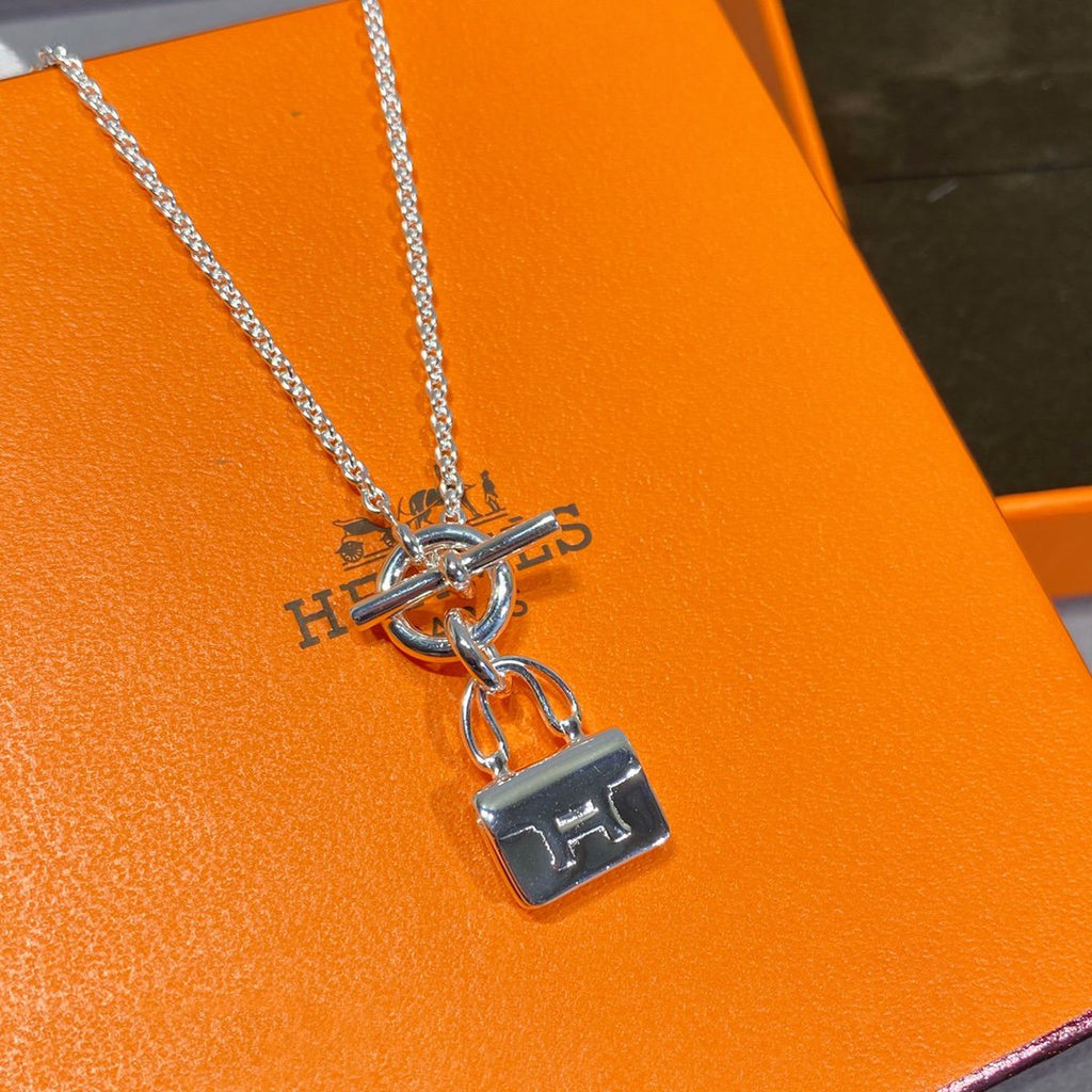[Elowen jewels ]CONSTANCE PEDANT SILVER NECKLACE