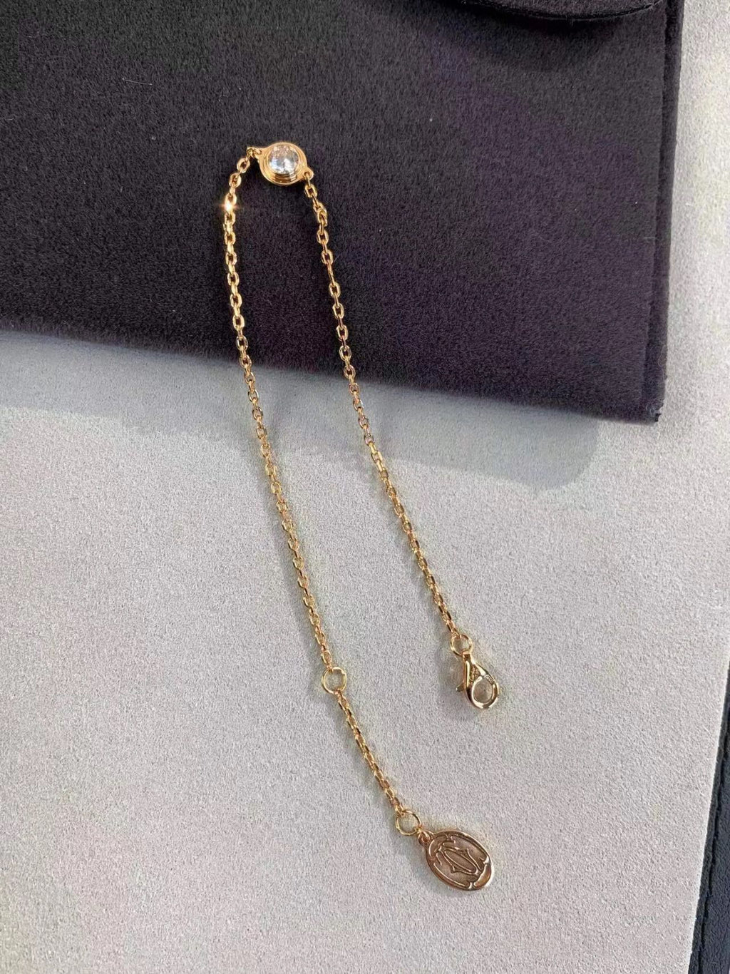{
  "Elowen jewels": "エロウェン・ジュエルズ",
  "DAMOUR DIAMOND LINK BRACELET": "ダムール ダイヤモンド リンク ブレスレット"
}