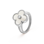 {
  "Elowen jewels": "Elowen jewels",
  "CLOVER SILVER MOP DIAMOND RING": "クローバー シルバー MOP ダイヤモンド リング"
}