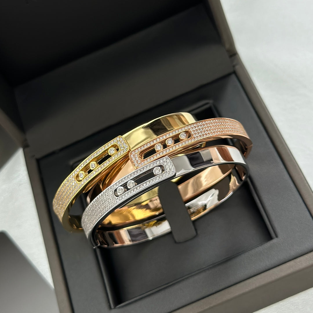 {
  "Elowen jewels": "Elowen jewels",
  "Move Noa Rose Gold Pavé Diamond Bangle Bracelet": "Move Noa ローズゴールド パヴェダイヤモンド バングルブレスレット"
}