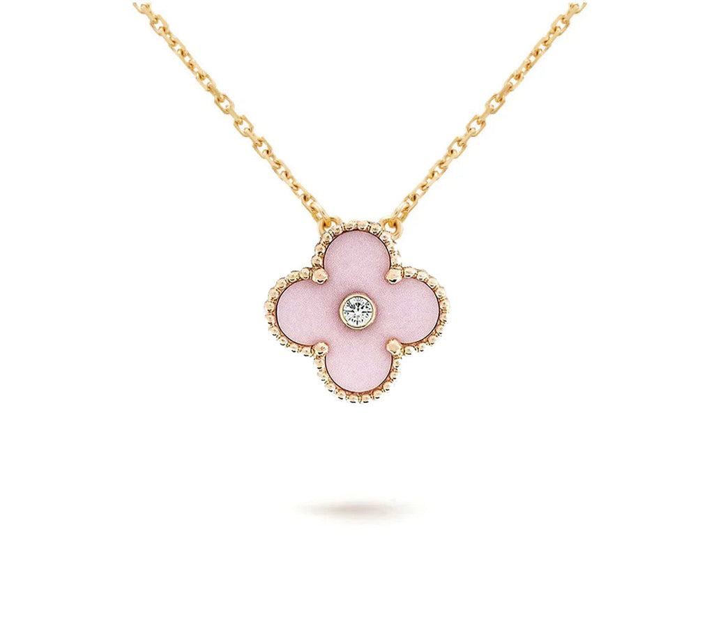 {
  "Elowen jewels ": "Elowen jewels ",
  "CHRISTMAS LIMITED EDITION NECKLACE COLLECTION": "クリスマス限定ネックレスコレクション"
}