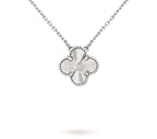 {
  "Elowen jewels ": "Elowen jewels ",
  "CHRISTMAS LIMITED EDITION NECKLACE COLLECTION": "クリスマス限定ネックレスコレクション"
}
