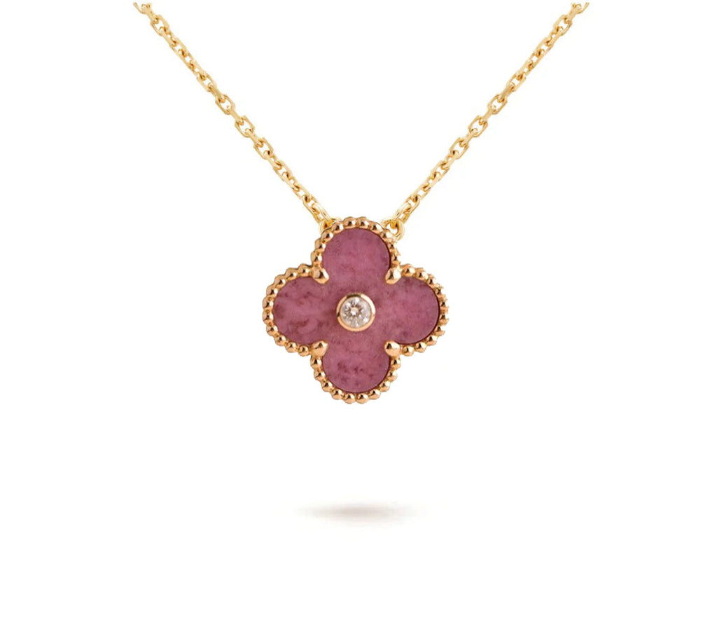 {
  "Elowen jewels ": "Elowen jewels ",
  "CHRISTMAS LIMITED EDITION NECKLACE COLLECTION": "クリスマス限定ネックレスコレクション"
}