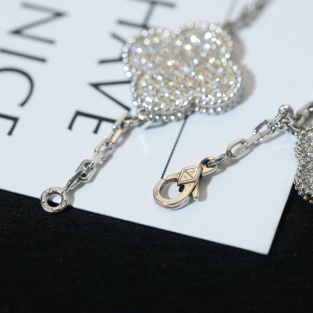 [Elowen jewels ]CLOVER BRACELET 5 MOTIF SILVER DIAMOND PAVED