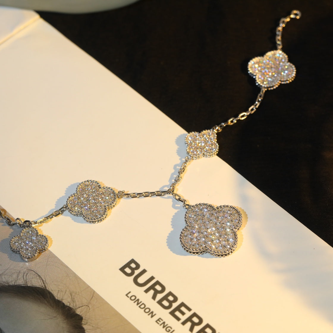 [Elowen jewels ]CLOVER BRACELET 5 MOTIF SILVER DIAMOND PAVED