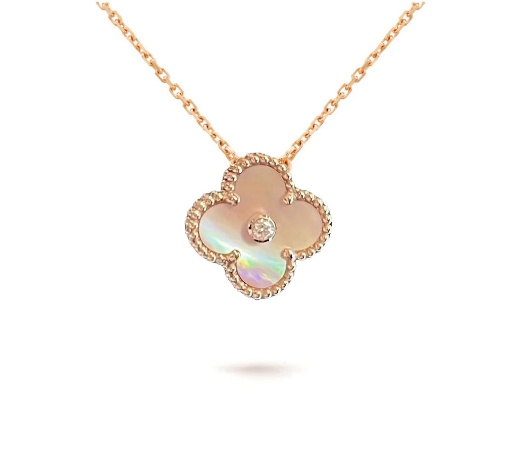 {
  "Elowen jewels ": "Elowen jewels ",
  "CHRISTMAS LIMITED EDITION NECKLACE COLLECTION": "クリスマス限定ネックレスコレクション"
}