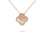{
  "Elowen jewels ": "Elowen jewels ",
  "CHRISTMAS LIMITED EDITION NECKLACE COLLECTION": "クリスマス限定ネックレスコレクション"
}