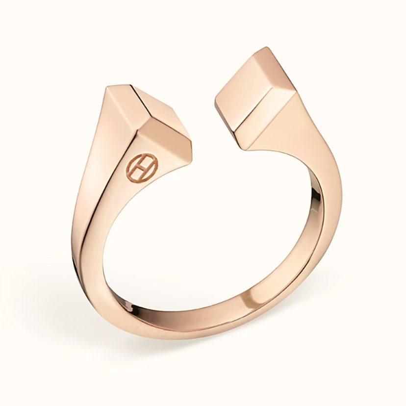[Elowen jewels]THE CONE RIVET RING IS OPEN AND ONE SIZE FITS ALL