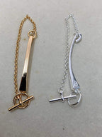 {
  "Elowen jewels": "Elowen jewels",
  "CLOU DE FORGE BRACELET WITH SQUARE CONE STUDS": "CLOU DE FORGE ブレスレット スクエアコーンスタッド付き"
}
