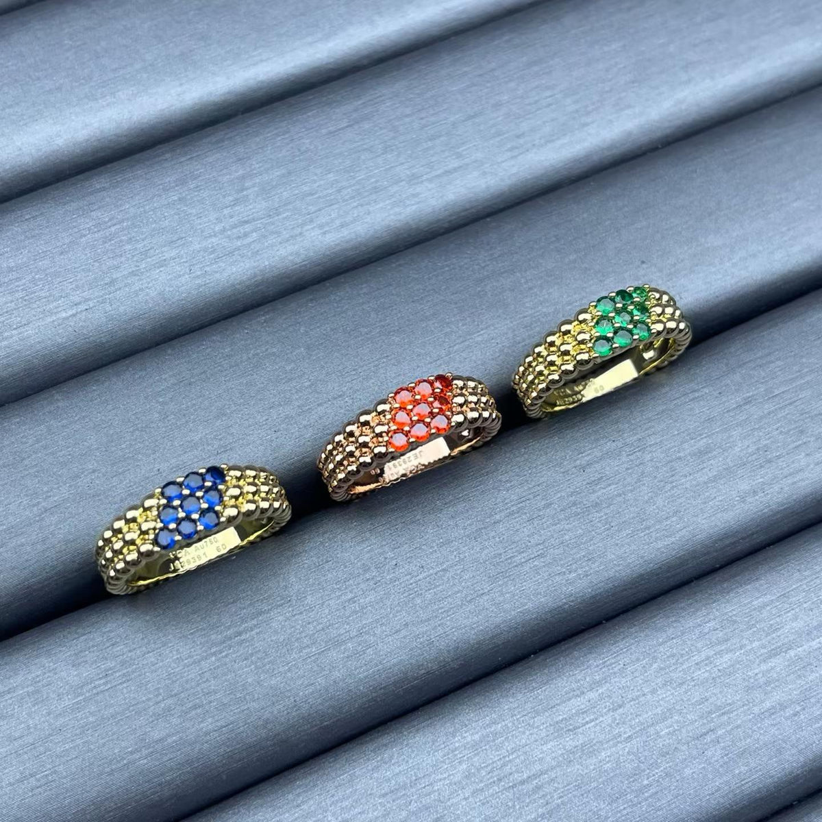 {"[Elowen jewels]NARROW BEADED RING WITH DIAMONDS": "[Elowen jewels] ダイヤモンド付きナロービーデッドリング"}