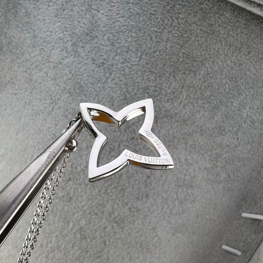 [Elowen jewels]VIERBLÄTTRIGES-KLEEBLATT-DURCHBRUCH-HALSKETTE