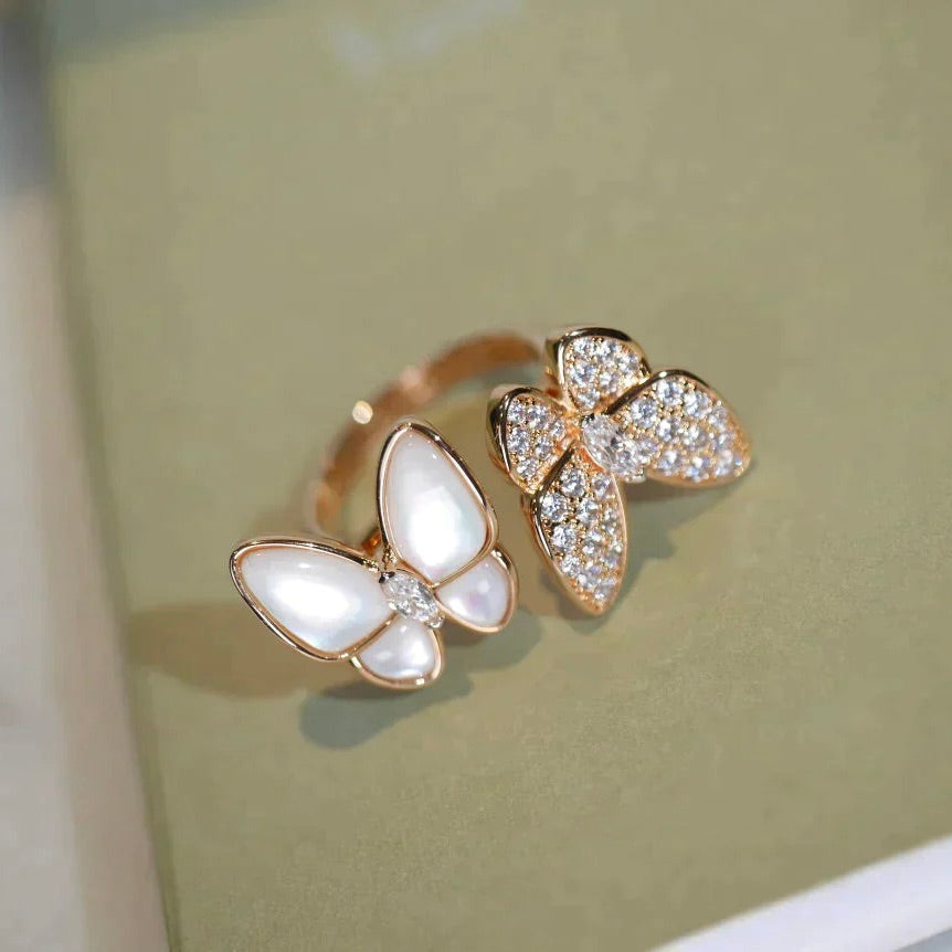 {
  "Elowen jewels": "Elowen jewels",
  "TWIN BUTTERFLY DIAMOND MOP RING": "ツインバタフライ ダイヤモンド MOPリング"
}