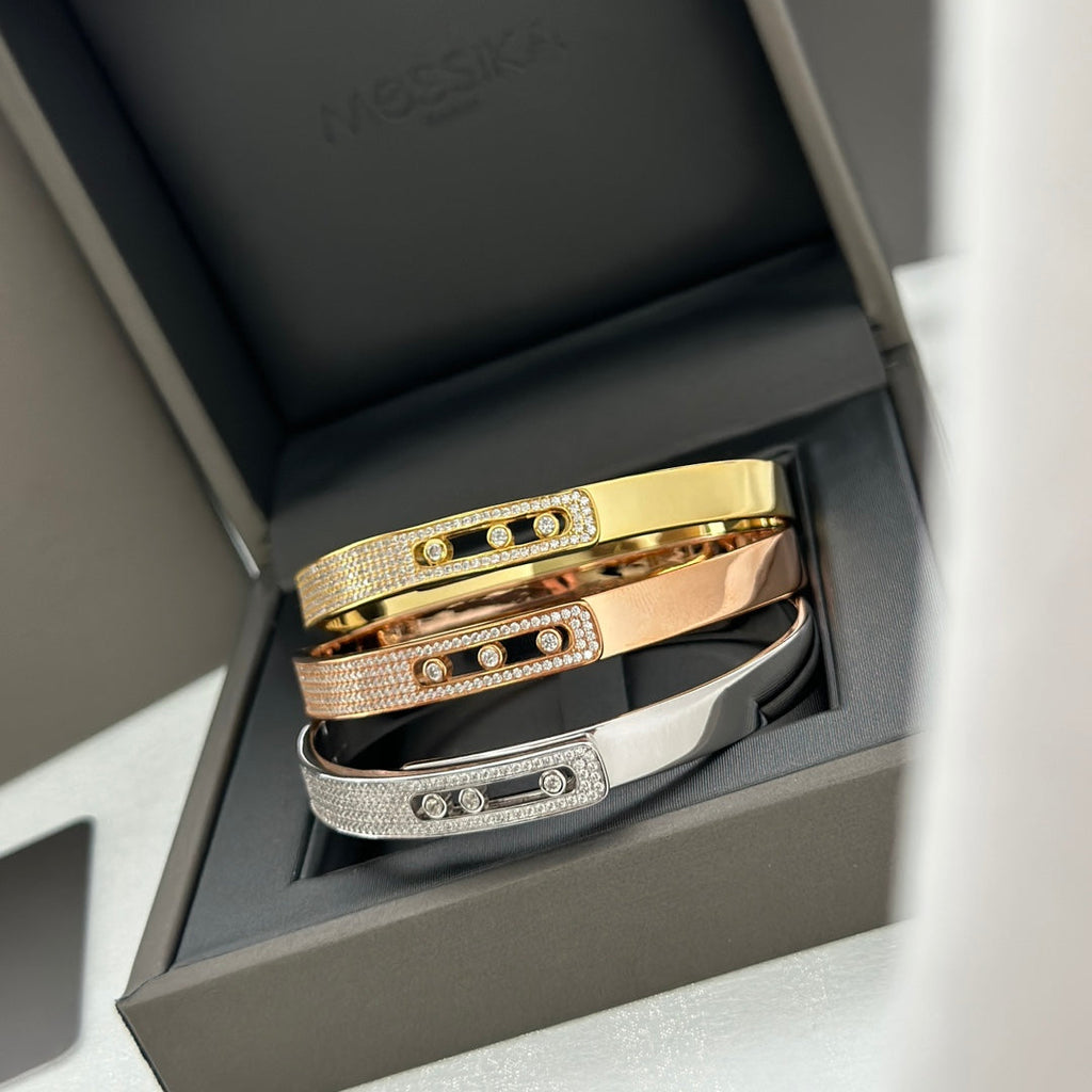 {
  "Elowen jewels": "Elowen jewels",
  "Move Noa Rose Gold Pavé Diamond Bangle Bracelet": "Move Noa ローズゴールド パヴェダイヤモンド バングルブレスレット"
}