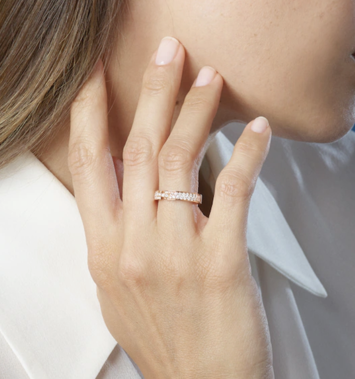 {
"Elowen jewels": "Elowen jewels",
"ALLIANCE LIENS VIDENCE PAVED DIAMOND 4MM RING": "ALLIANCE LIENS VIDENCE DIAMANT-RING 4MM, PAVÉ-GEFASST"
}