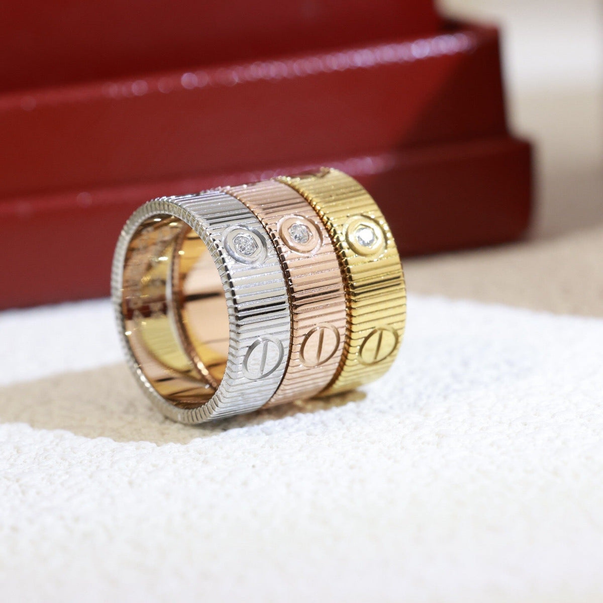 [Elowen jewels]LOVE 6.5MM UNLIMITED 3 DIAMONDS RING