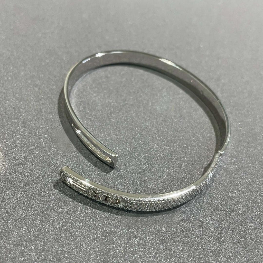 {
  "Elowen jewels": "Elowen jewels",
  "Move Noa Rose Gold Pavé Diamond Bangle Bracelet": "Move Noa ローズゴールド パヴェダイヤモンド バングルブレスレット"
}