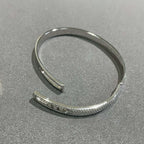 {
  "Elowen jewels": "Elowen jewels",
  "Move Noa Rose Gold Pavé Diamond Bangle Bracelet": "Move Noa ローズゴールド パヴェダイヤモンド バングルブレスレット"
}