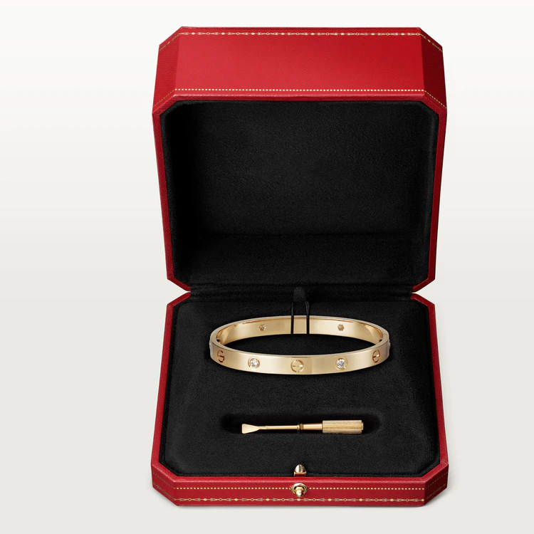 {
  "Elowen jewels": "Elowen jewels",
  "LOVE BRACELET 6.1MM 4 DIAMONDS": "LOVEブレスレット 6.1mm 4ポイントダイヤモンド"
}