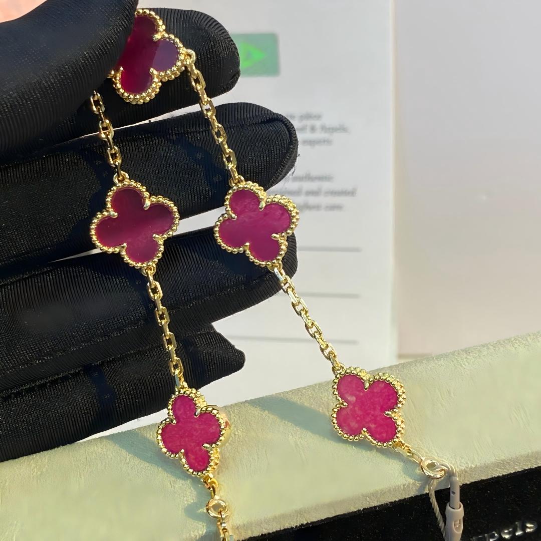 [Elowen]NEW CLOVER 5 MOTIFS PINK ENAMEL BRACELET