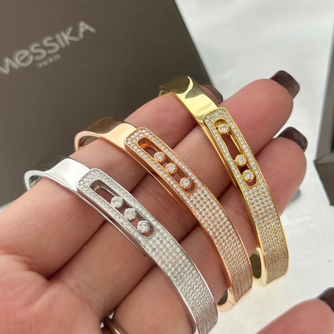 {
  "Elowen jewels": "Elowen jewels",
  "Move Noa Rose Gold Pavé Diamond Bangle Bracelet": "Move Noa ローズゴールド パヴェダイヤモンド バングルブレスレット"
}