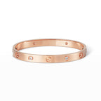 {
  "Elowen jewels": "Elowen jewels",
  "LOVE BRACELET 6.1MM 4 DIAMONDS": "LOVEブレスレット 6.1mm 4ポイントダイヤモンド"
}
