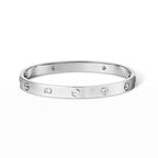 {
  "Elowen jewels": "Elowen jewels",
  "LOVE BRACELET 6.1MM 4 DIAMONDS": "LOVEブレスレット 6.1mm 4ポイントダイヤモンド"
}