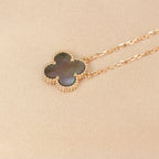 {
  "Elowen jewels ": "Elowen jewels ",
  "CLOVER 15MM  GRAY MOTHER OF PEARL NECKLACE": "クローバー 15MM グレーマザーオブパール ネックレス"
}