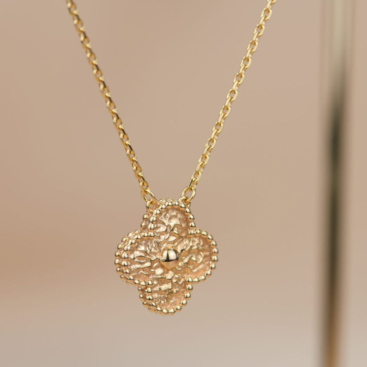 [Elowen jewels ]CLOVER 15MM  BRONZING NECKLACE