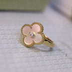 [Elowen jewels ]CLOVER ROSÉ-PERLMUTT-RING GOLD DIAMANT