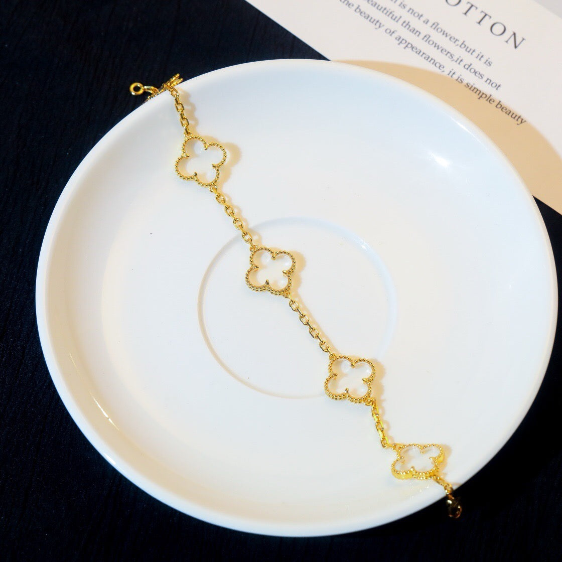 [Elowen jewels ]CLOVER 5 MOTIF ROCK CRYSTAL BRACELET