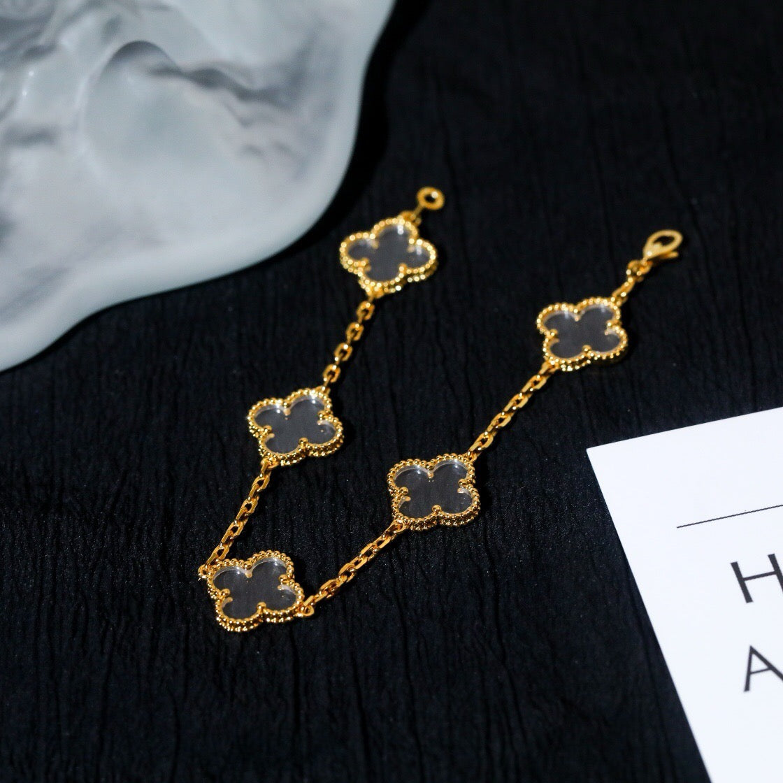 [Elowen jewels ]CLOVER 5 MOTIF ROCK CRYSTAL BRACELET