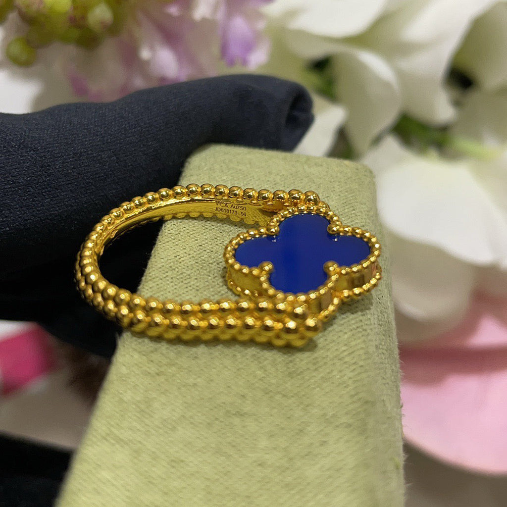 [Elowen jewels ]WENDBARER KLEEBATT-RING MIT BLAUEM ACHAT