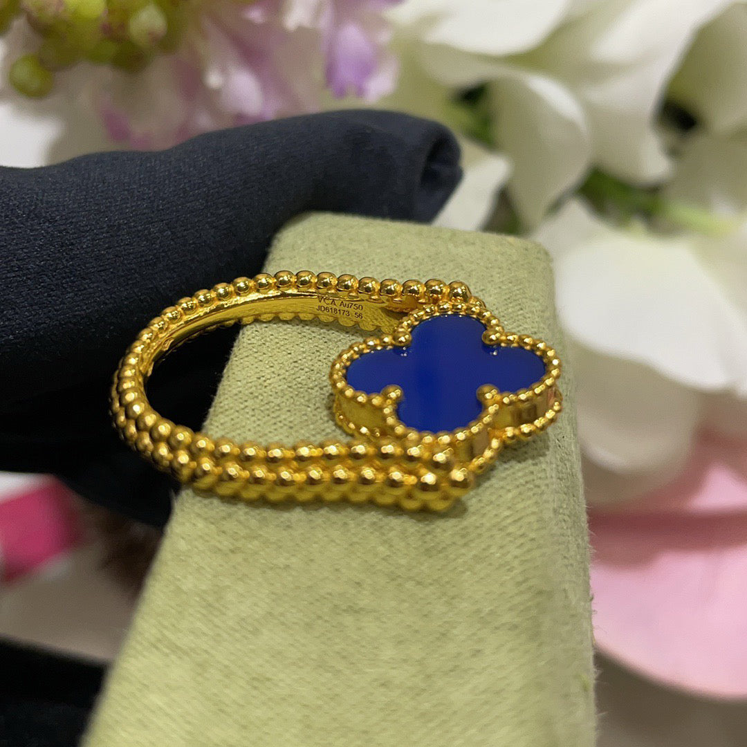 {
  "Elowen jewels": "Elowen jewels",
  "CLOVER RIVERSIBLE BLUE AGATE RING": "クローバー リバーシブル ブルーアゲート リング"
}