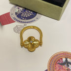 [Elowen jewels ]WENDBARER KLEEBATT-RING MIT BLAUEM ACHAT