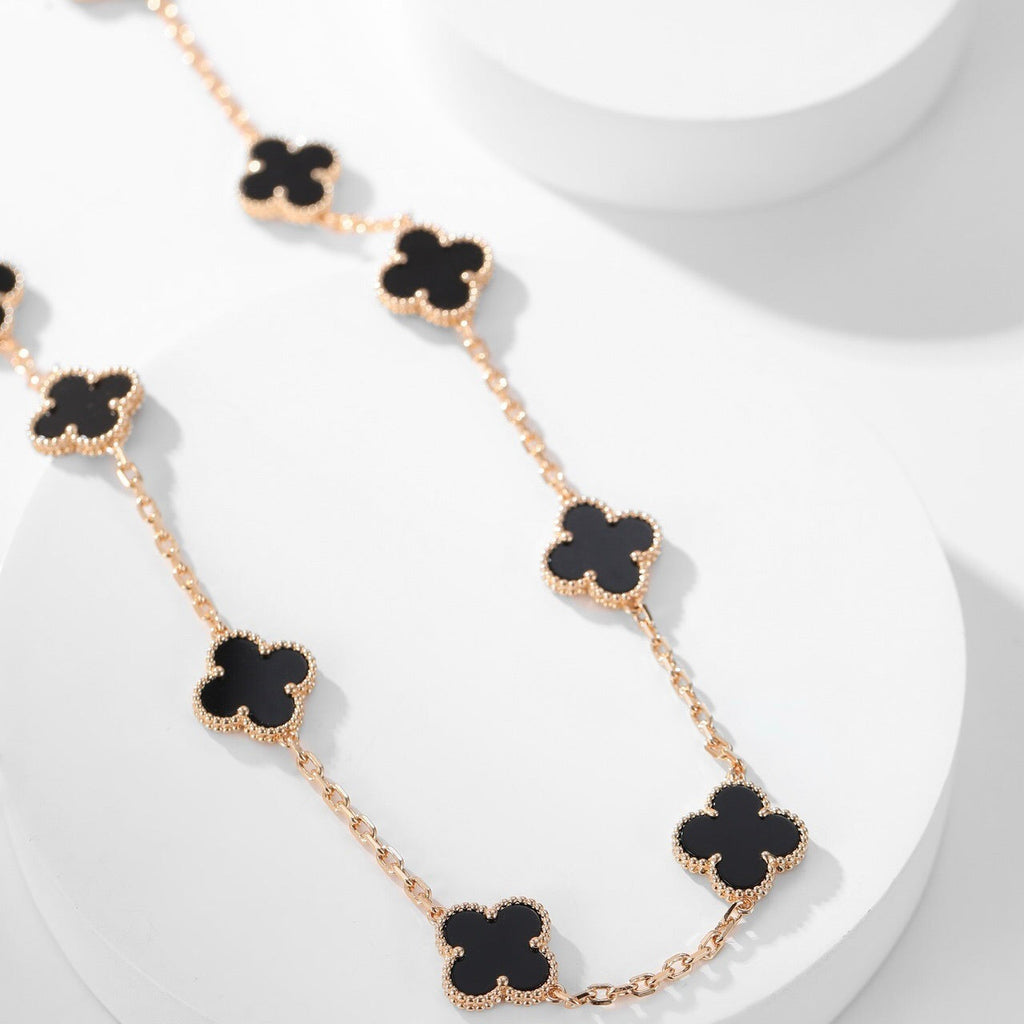 [Elowen jewels ]CLOVER HALSKETTE MIT 10 ONYX-MOTIVEN