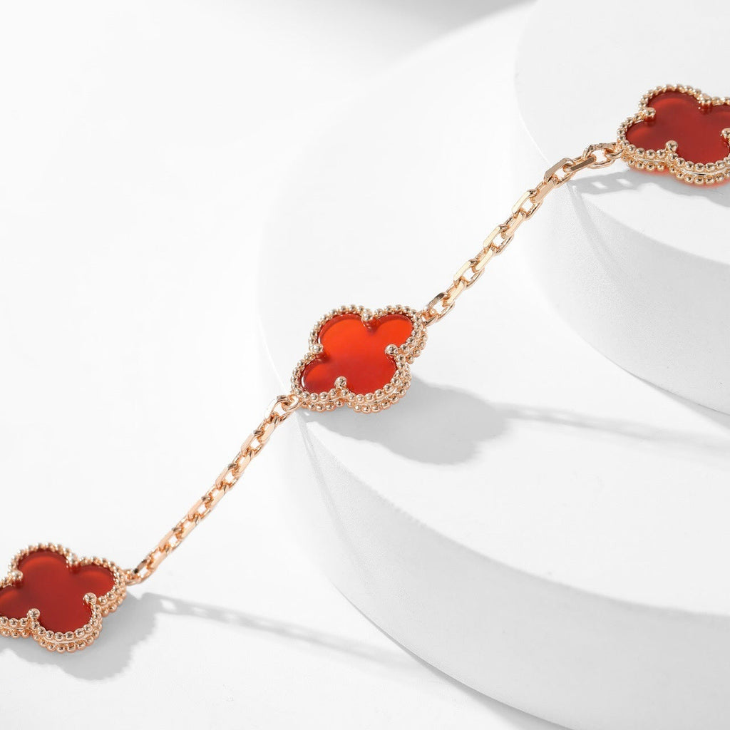 [Elowen jewels ]CLOVER HALSKETTE MIT 10 MOTIVEN KARNEOL