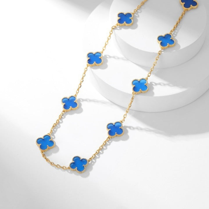 [Elowen jewels ]CLOVER 10-MOTIV-HALSKETTE MIT BLAUEM ACHAT