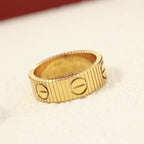 {
  "Elowen jewels": "Elowen Schmuck",
  "LOVE UNLIMITED RING": "LOVE UNLIMITED RING"
}