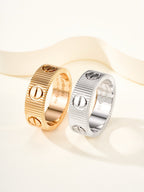 {
  "Elowen jewels": "Elowen Schmuck",
  "LOVE UNLIMITED RING": "LOVE UNLIMITED RING"
}
