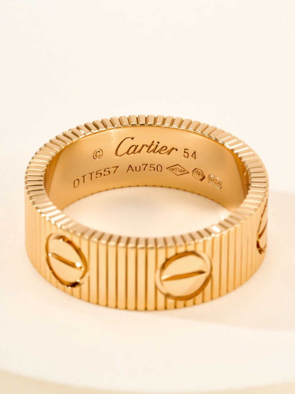 {
  "Elowen jewels": "Elowen Schmuck",
  "LOVE UNLIMITED RING": "LOVE UNLIMITED RING"
}