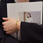 {"Elowen jewels": "エロウェン・ジュエルズ", "LOVE UNLIMITED BRACELET": "ラブ・アンリミテッド・ブレスレット"}